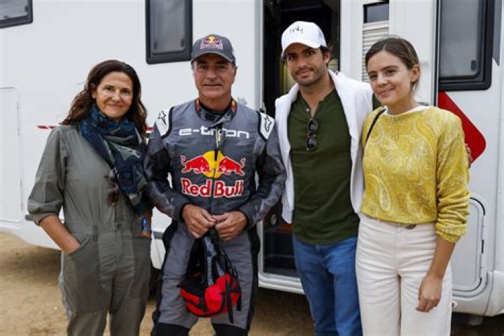 Carlos Sainz Sr's Wife: The Woman Behind the Racing Legend