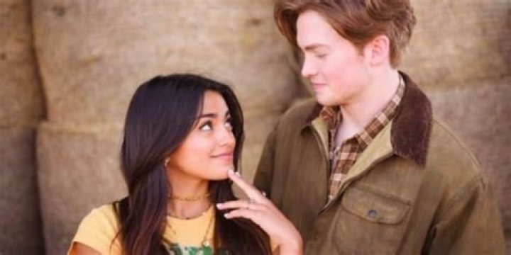 Exploring the Dynamic Duo: Maia Reficco and Kit Connor